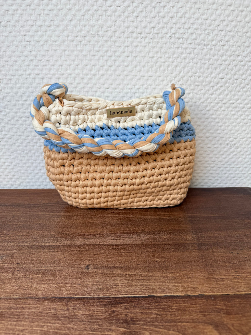 Twisted mini beige kiss blue