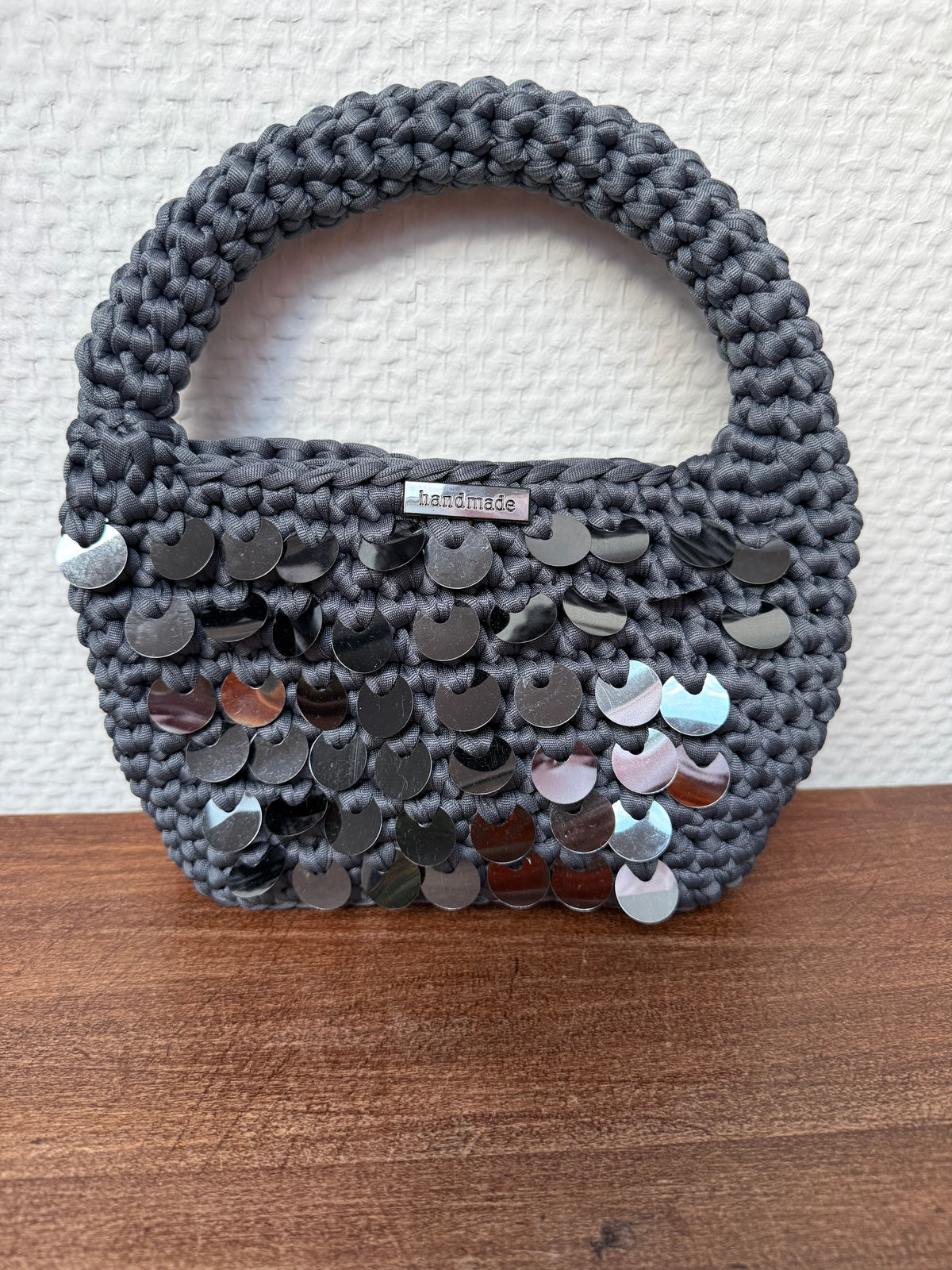 Grey glitter