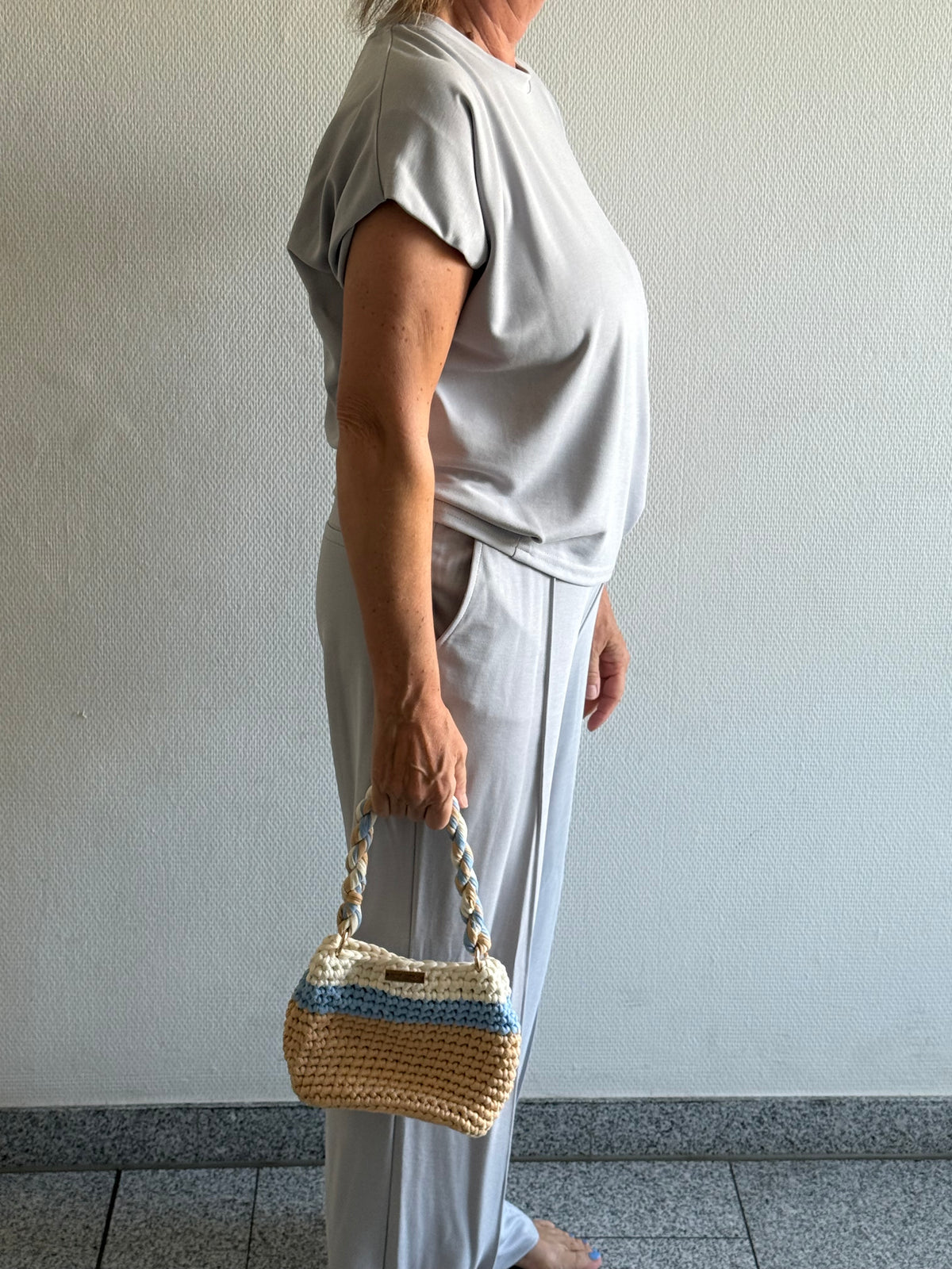 Twisted mini beige kiss blue